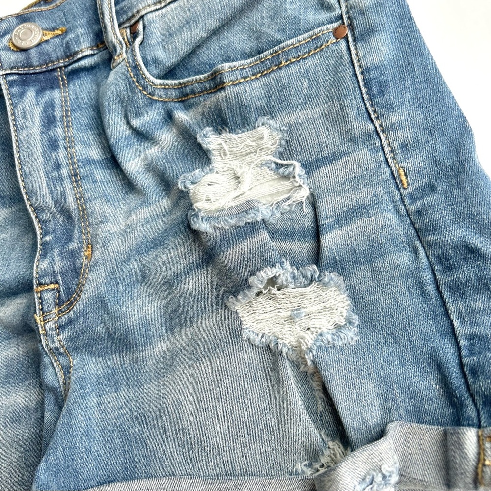 🍒(A221) Women’s Pac Sun Jean Shorts The Shortie. Size: 28 - Picture 4 of 12